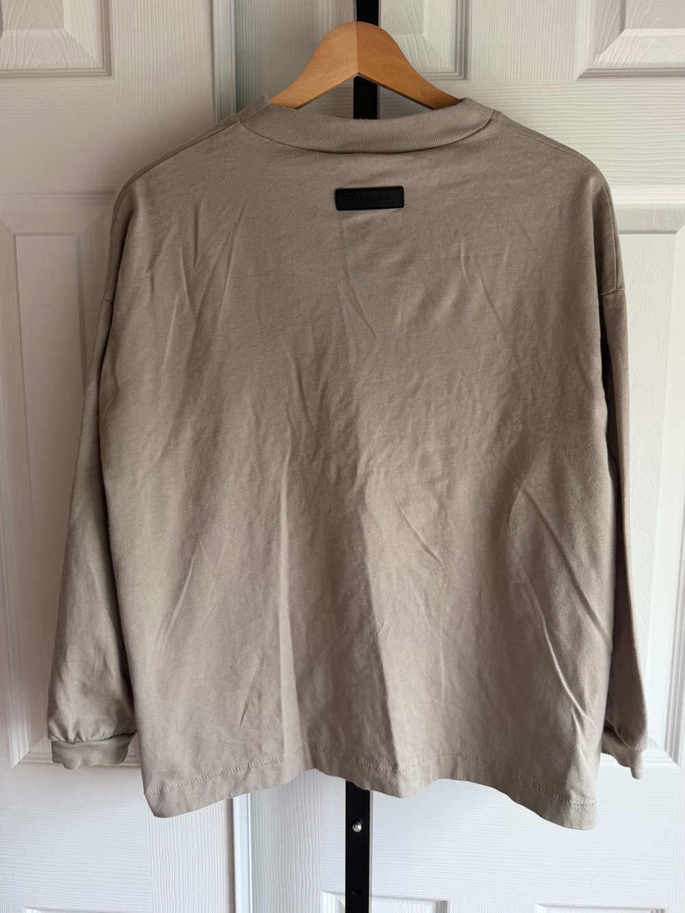 Essentials Kids Classic 100% Cotton
Long-Sleeve T-Shirt 'Timber' Size: 14-16 - Picture 3 of 7